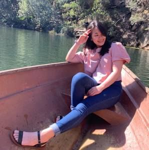 Meet your Posher, Yenny